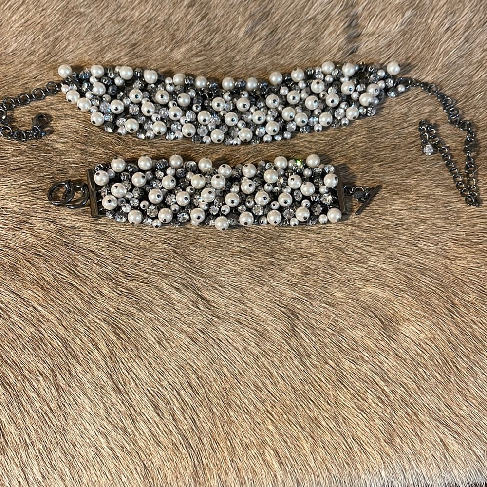 Pearl/crystal necklace and bracelet